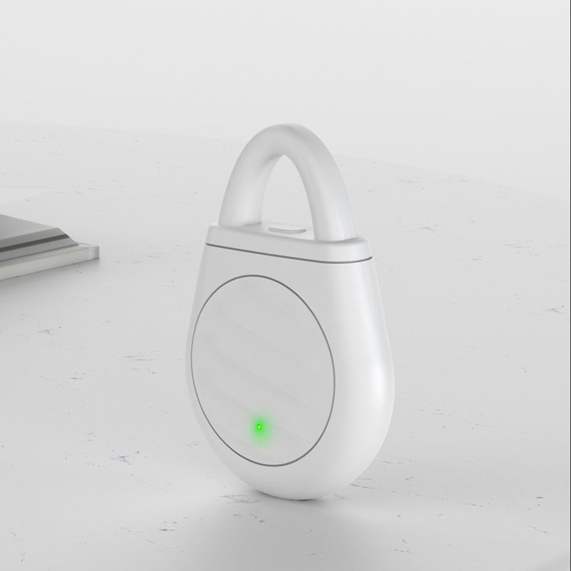 🐦No more trouble from birds, beasts and locusts！Portable Ultrasonic Bird Repellent Keychain